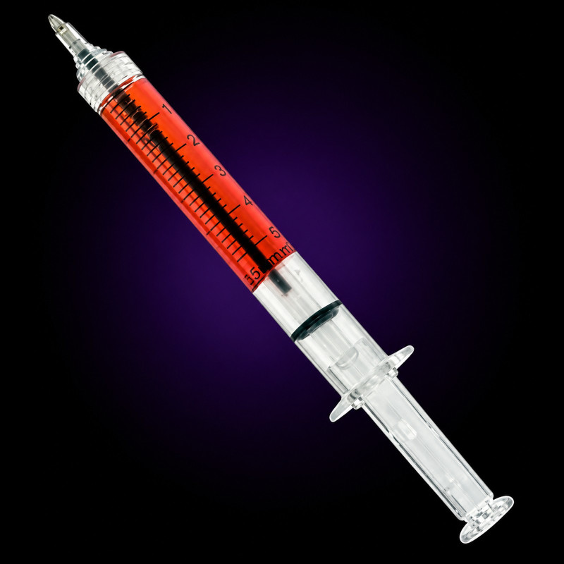 Seringue stylo avec faux sang